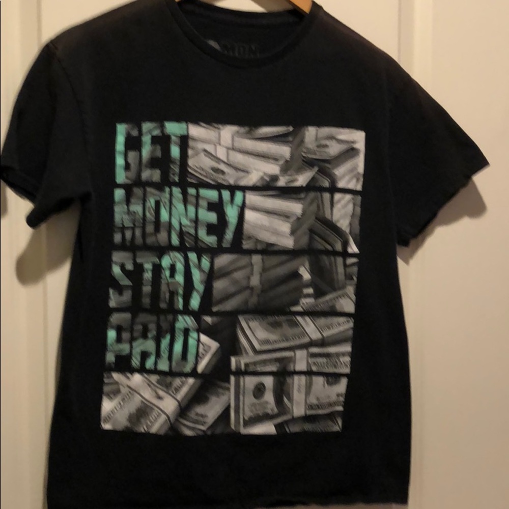 T-Shirt - Picture 6 of 7